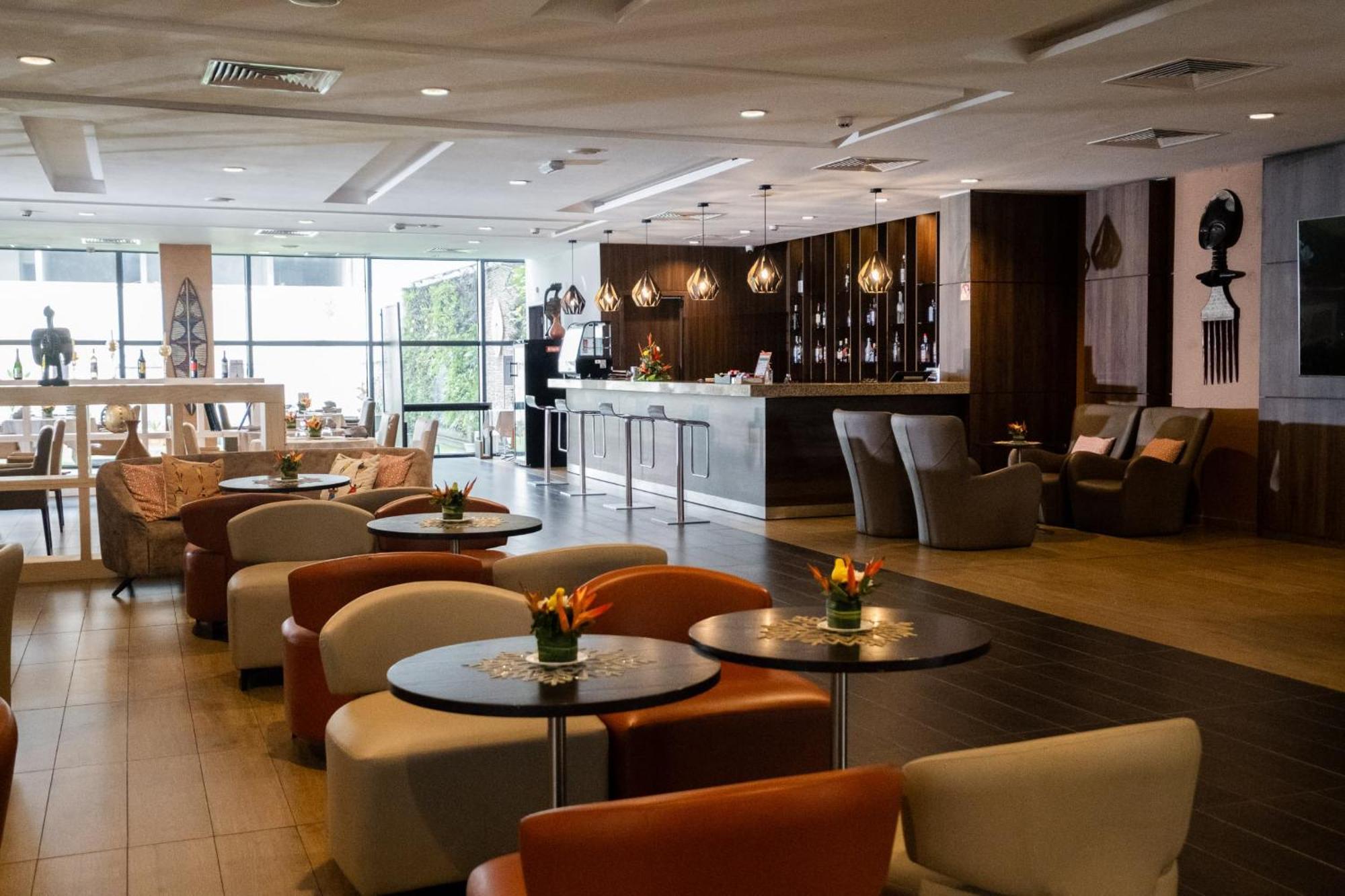 Azalaï Hôtel Abidjan Kültér fotó