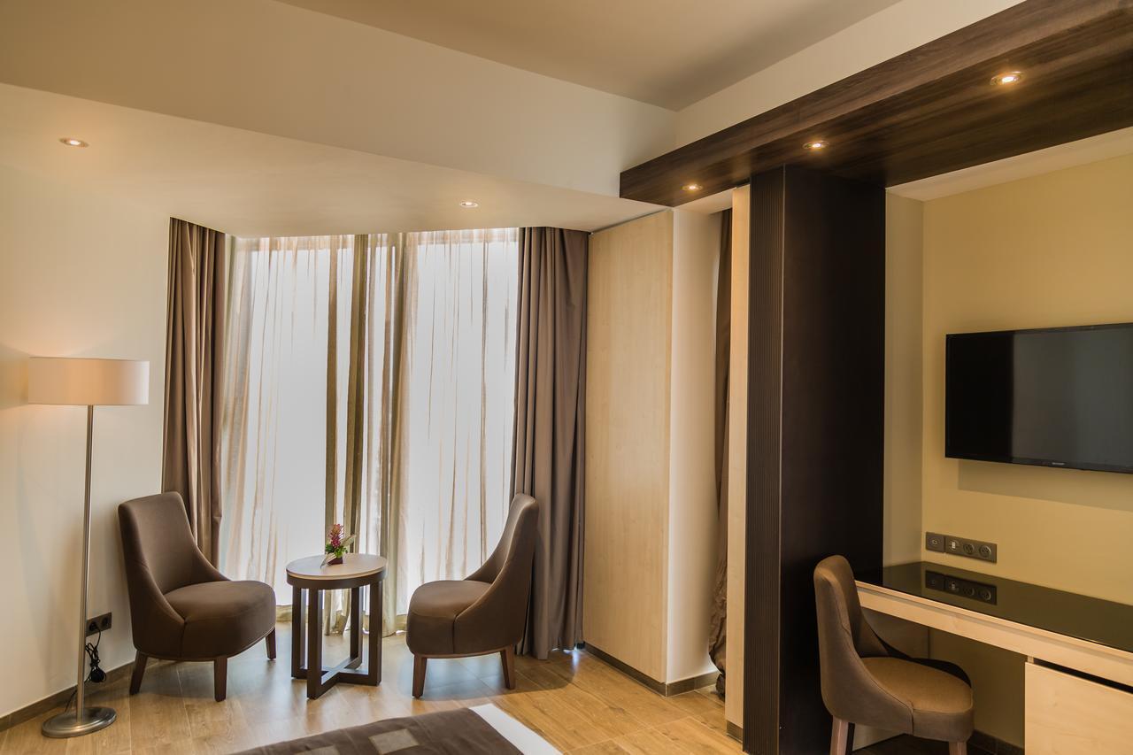 Azalaï Hôtel Abidjan Kültér fotó