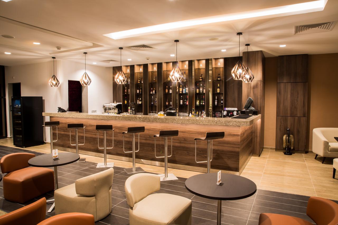 Azalaï Hôtel Abidjan Kültér fotó