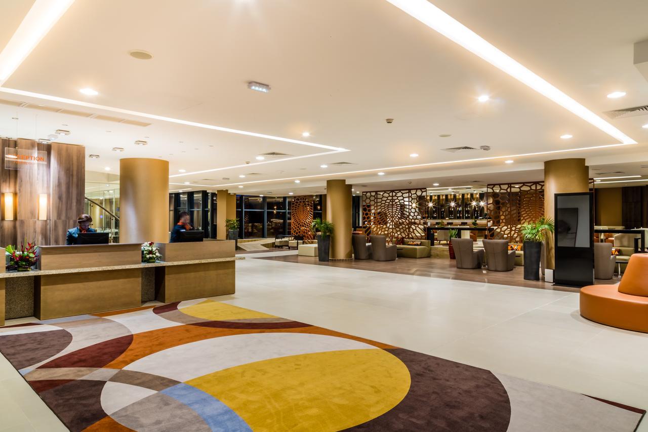 Azalaï Hôtel Abidjan Kültér fotó